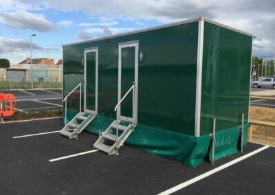 mobile toilet hire